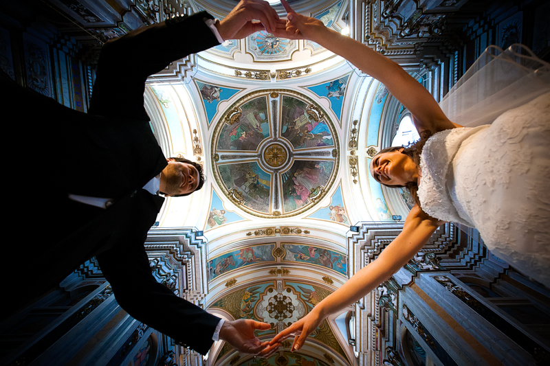 Servizio fotografico di matrimonio in Puglia, nozze a Bari. In chiesa. Il Blog di Michelino Studio, Fotografo di matrimonio in Veneto. 00011_bari