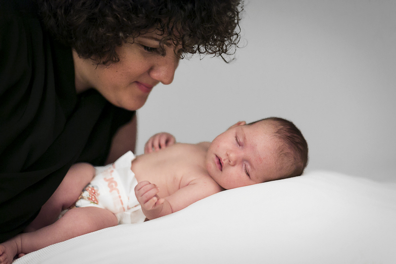 Servizio Fotografico Neonati e Newborn in Veneto. La piccola Nora. Michelino Studio, fotografo professionista per neonati, bambini e famiglia in Veneto.