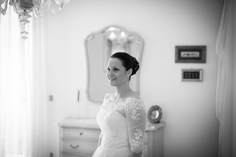 Servizio fotografico di matrimonio a Pordenone, chiesa di Santa Maria Concetta ad Eraclea. Michelino Studio, fotografo di matrimonio professionista in Veneto.