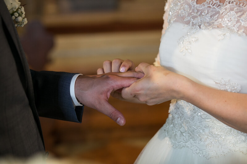 Servizio fotografico di matrimonio a Pordenone, chiesa di Santa Maria Concetta ad Eraclea. Michelino Studio, fotografo di matrimonio professionista in Veneto.