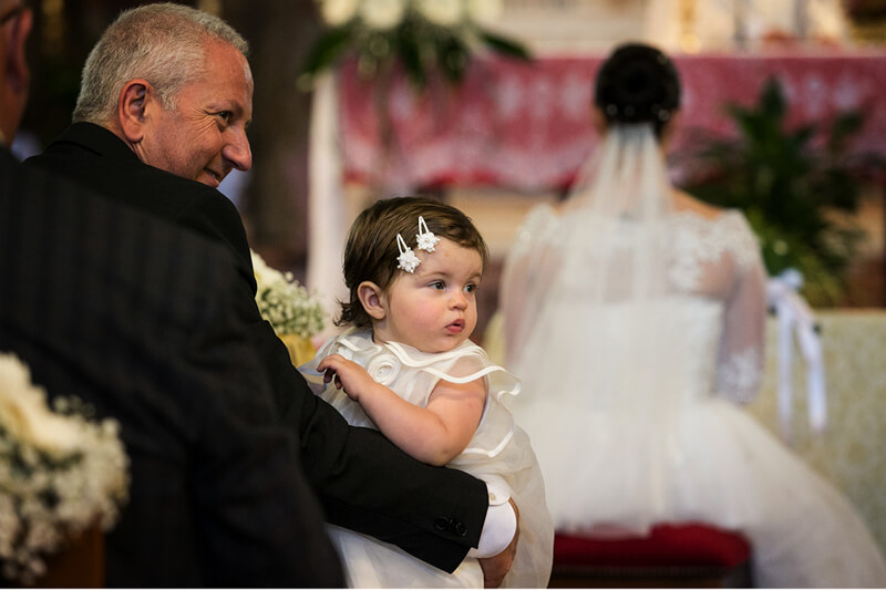 Servizio fotografico di matrimonio a Pordenone, chiesa di Santa Maria Concetta ad Eraclea. Michelino Studio, fotografo di matrimonio professionista in Veneto.